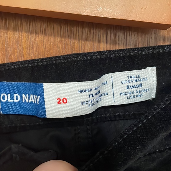 NWT Old Navy Flare Velvet Pants - Picture 4 of 9